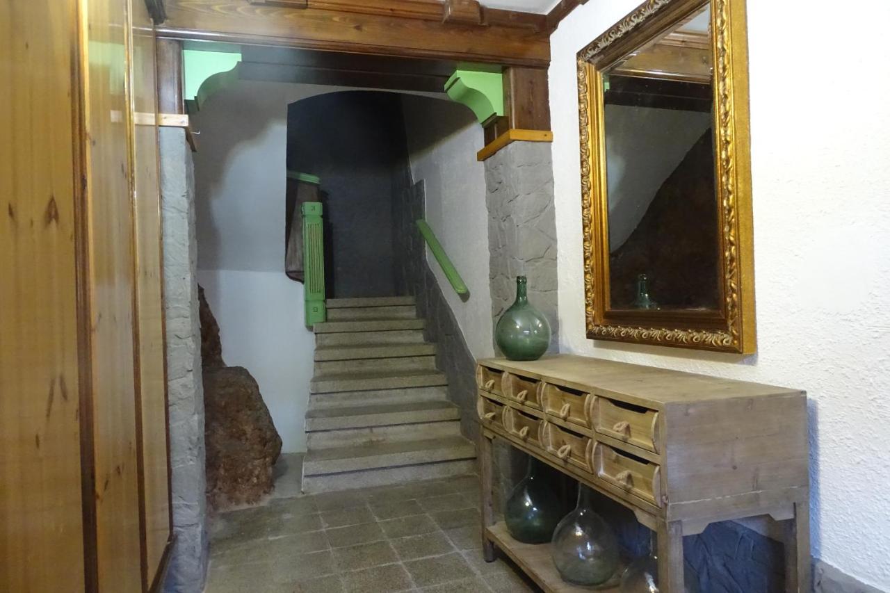 Apartamento A Los Pies Del Rio Ebro Miravet Esterno foto